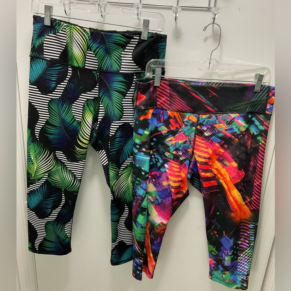 Capri Leggings- 2 pair size L